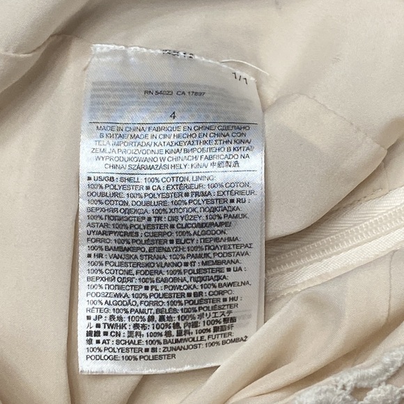 Banana Republic Cream Lace Eyelet Short - Picture 5 of 8